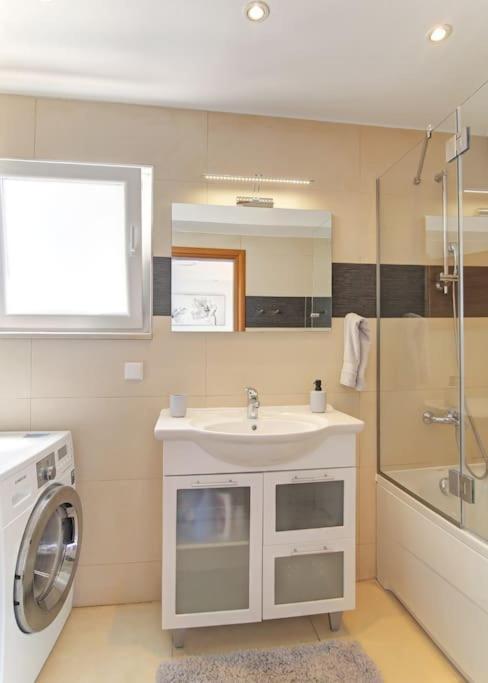 Seaside Apartment M Zaton 5 - Sea View & Parking Exterior foto